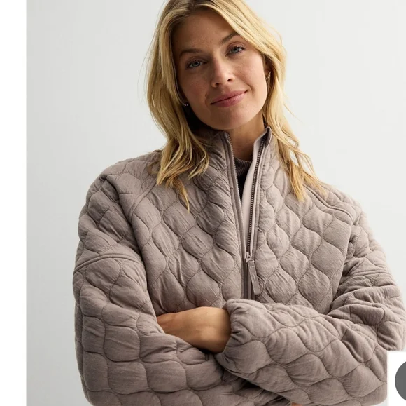 FLX Womens Croppes Quilted Jacket. Gray . Size S - Picture 3 of 14